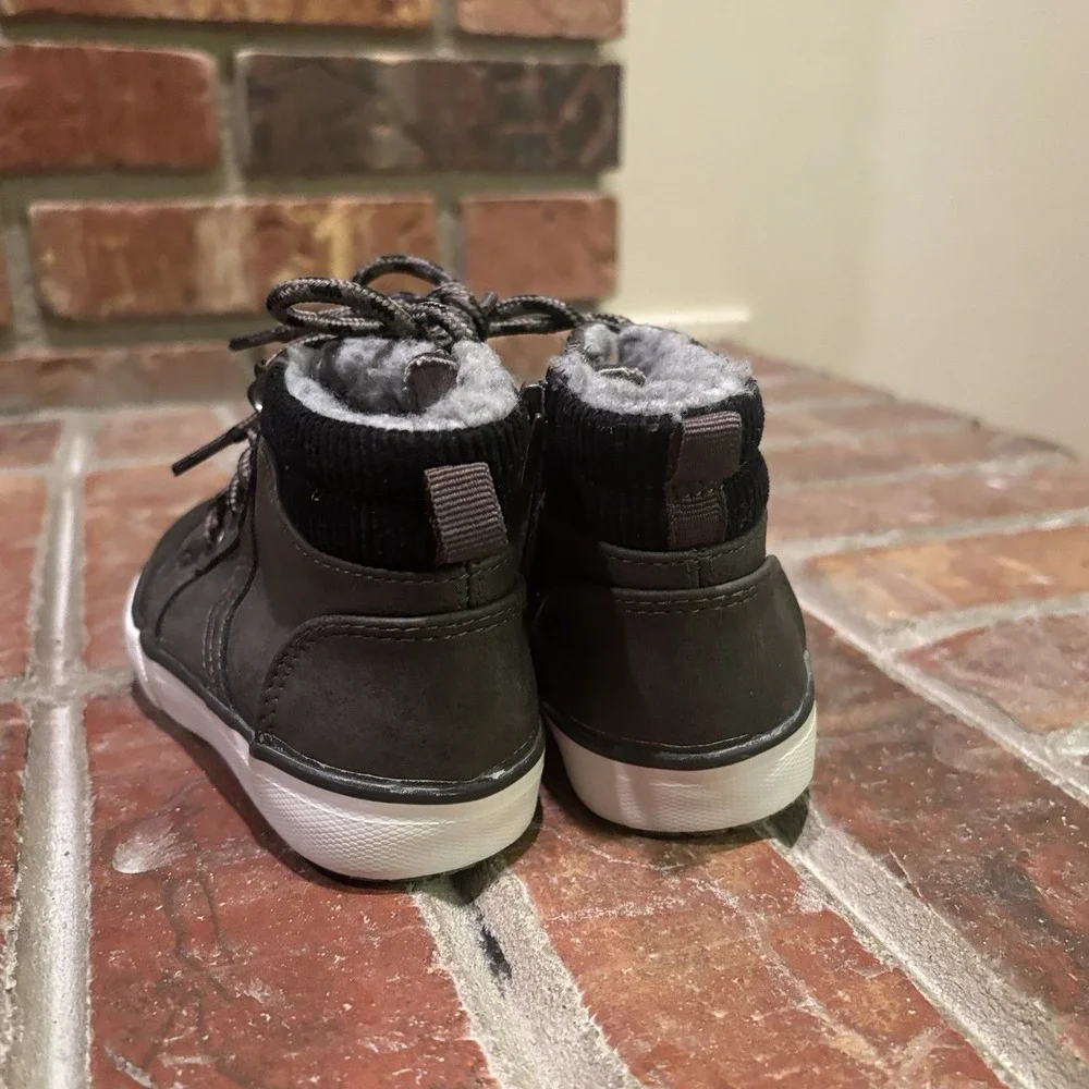 London Fog Toddler Boots Gray Zip Up/lace Size 6 Toddler Winter Boots Faux Fur‎